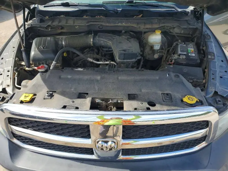2013 RAM 1500 ST  