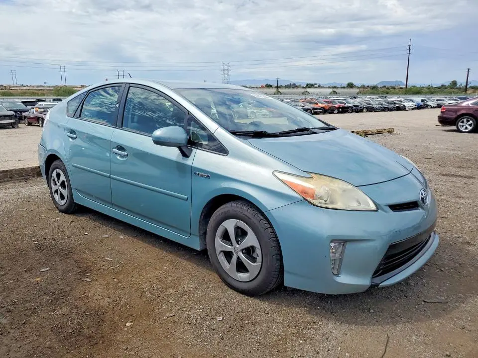 2013 TOYOTA PRIUS THREE  