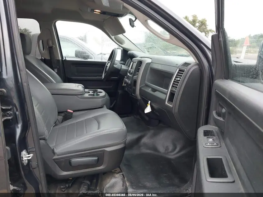 2020 RAM 1500 CLASSIC TRADESMAN  4X4 6'4 BOX