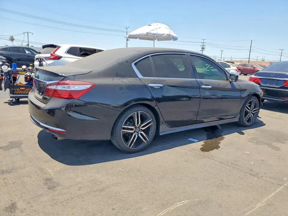 2017 HONDA ACCORD SPORT  