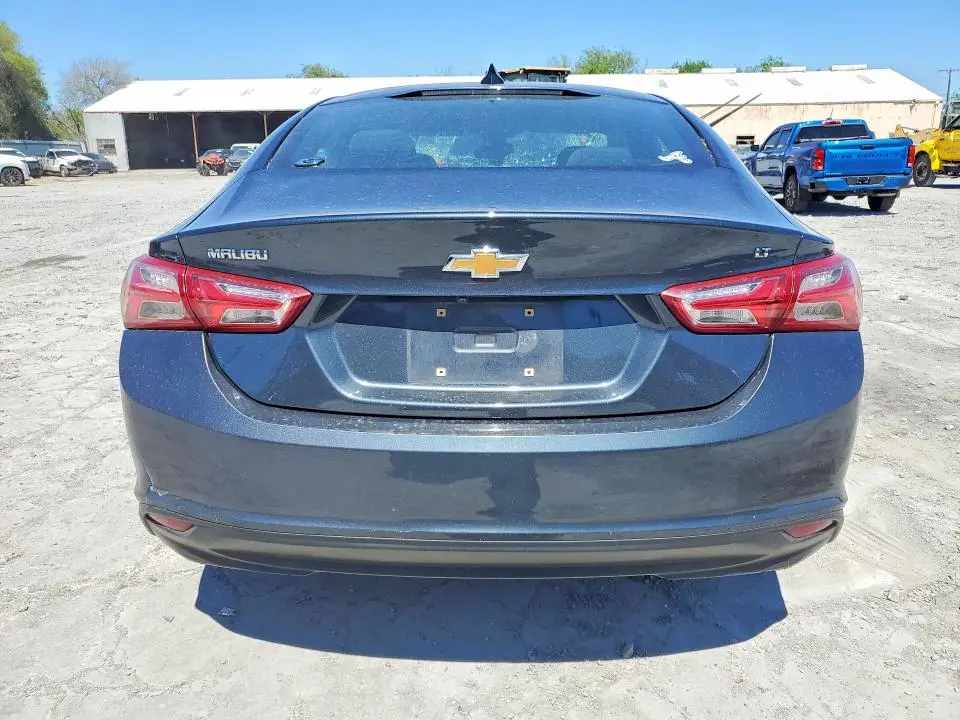 2021 CHEVROLET MALIBU LT  