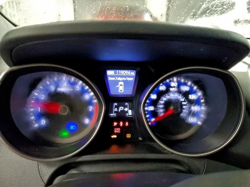 2013 HYUNDAI ELANTRA GT   