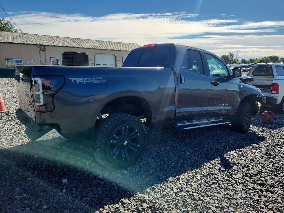 2011 TOYOTA TUNDRA DOUBLE CAB SR5  