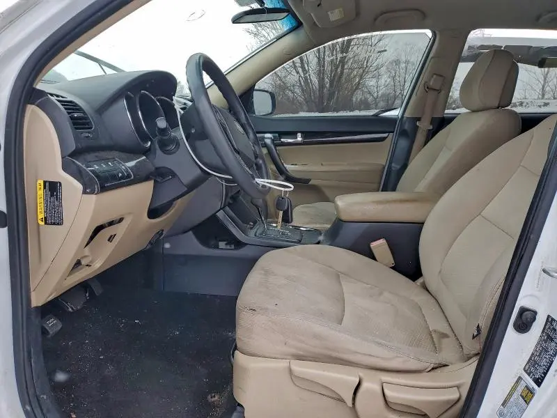 2012 KIA SORENTO BASE  