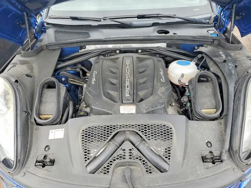 2015 PORSCHE MACAN TURBO  