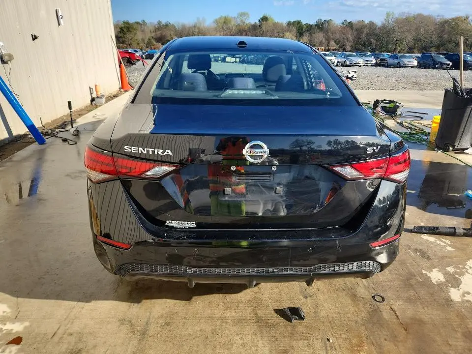 2021 NISSAN SENTRA SV  