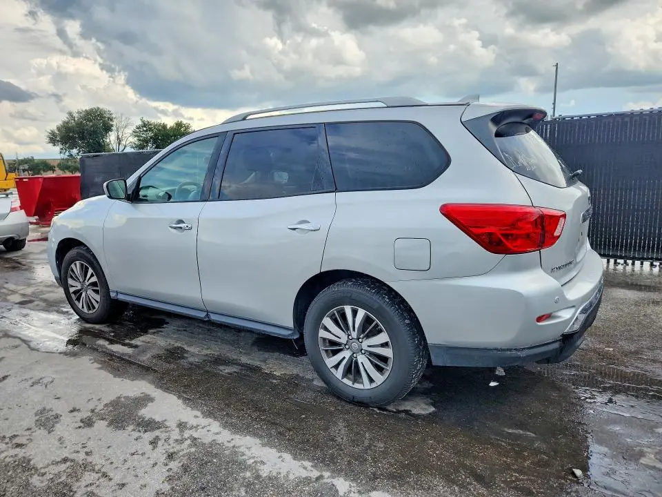 2019 NISSAN PATHFINDER SV  