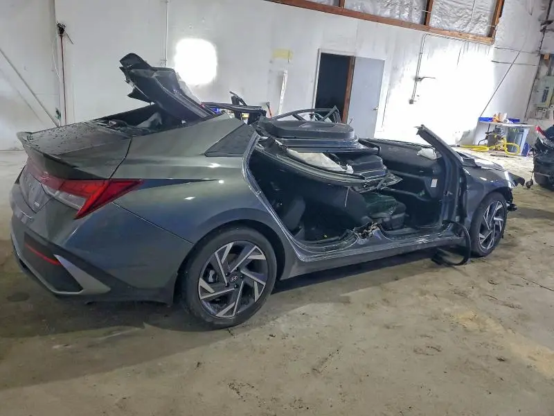 2025 HYUNDAI ELANTRA BLUE  