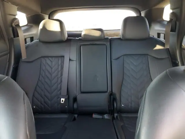 2023 KIA SPORTAGE X LINE  