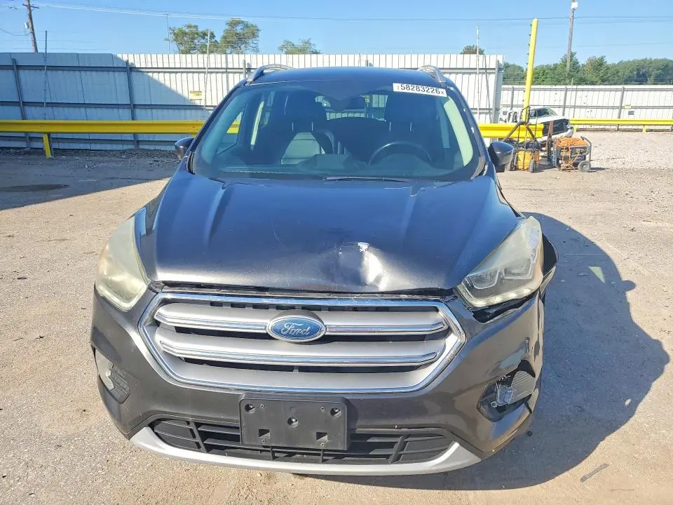 2017 FORD ESCAPE TITANIUM  