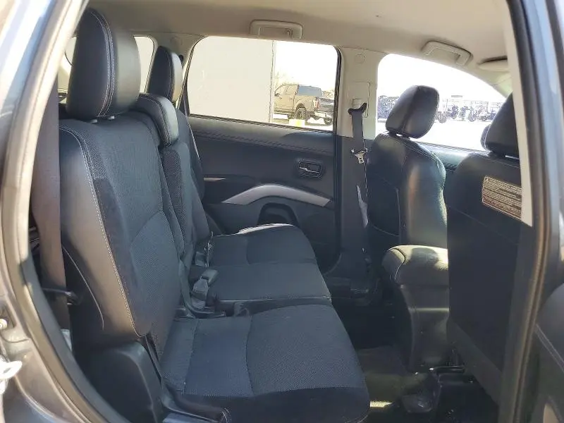 2012 MITSUBISHI OUTLANDER GT  