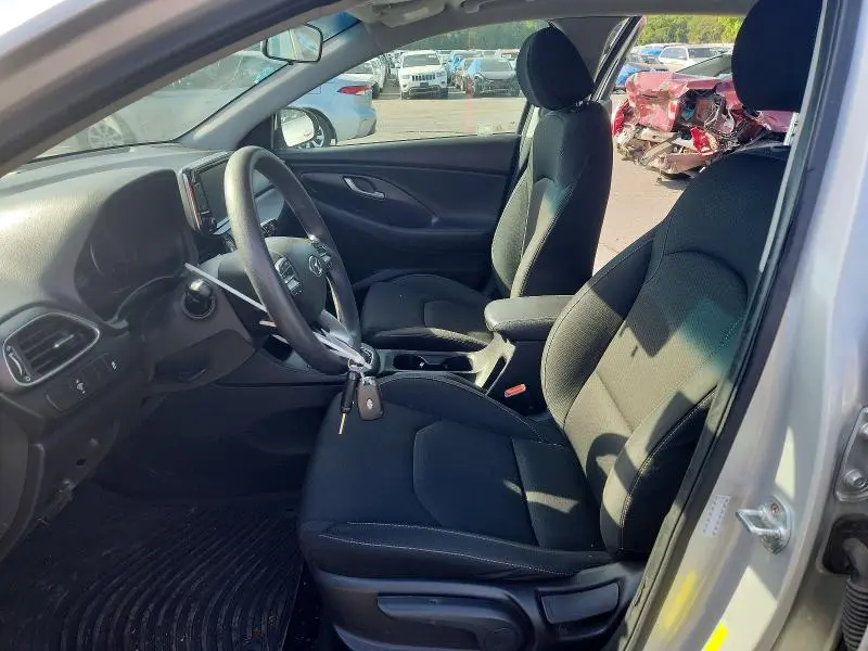 2018 HYUNDAI ELANTRA GT BASE  