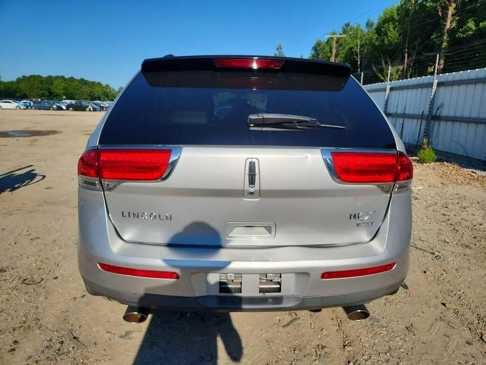 2011 LINCOLN MKX   
