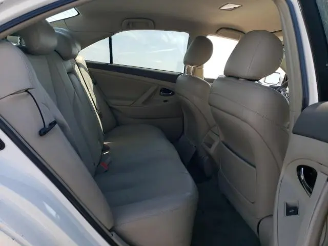 2010 TOYOTA CAMRY BASE  