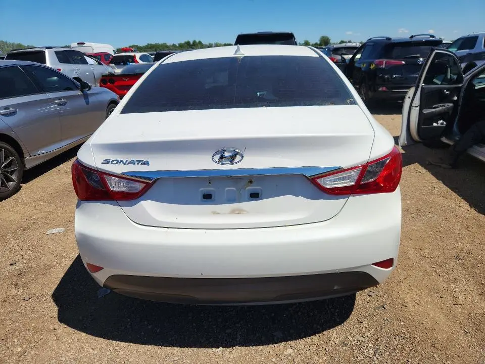 2014 HYUNDAI SONATA GLS  