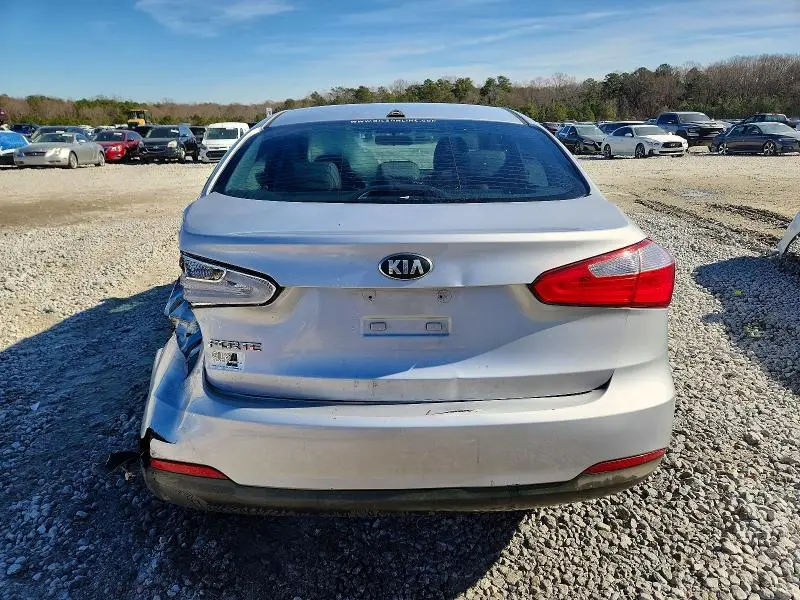 2015 KIA FORTE LX  