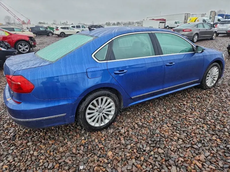 2016 VOLKSWAGEN PASSAT SE  