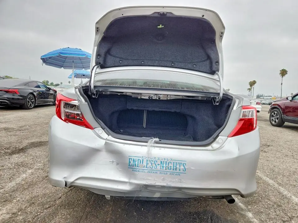2014 TOYOTA CAMRY LE  