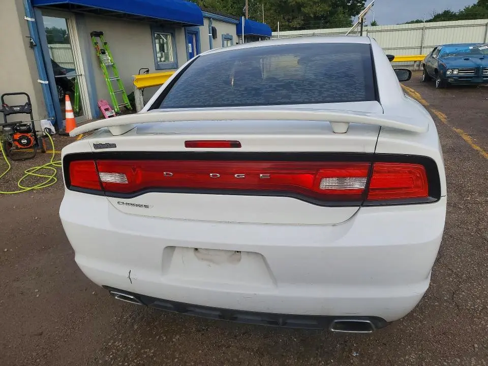2011 DODGE CHARGER   
