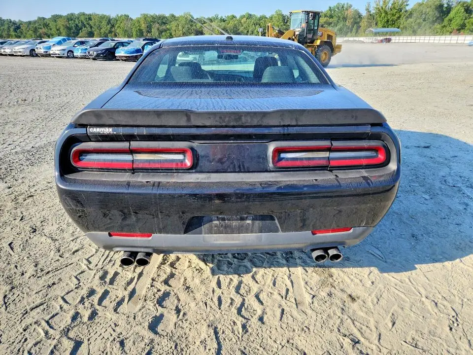2015 DODGE CHALLENGER SXT  