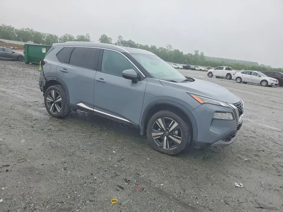 2021 NISSAN ROGUE SL  