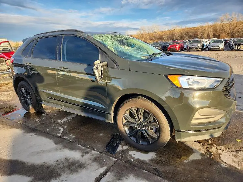 2022 FORD EDGE SE  