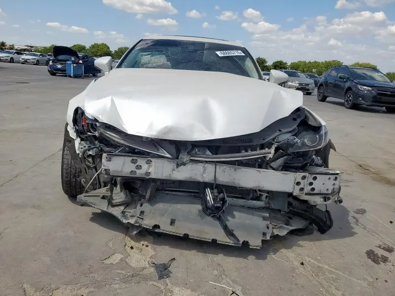 2018 LEXUS IS 300