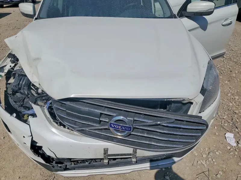 2017 VOLVO XC60 T5 INSCRIPTION  