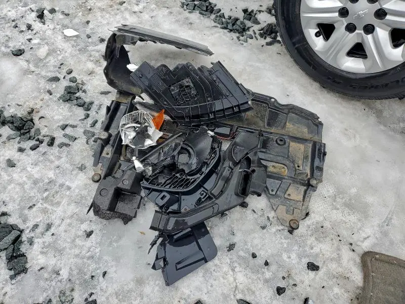 2012 CHEVROLET TRAVERSE LS  