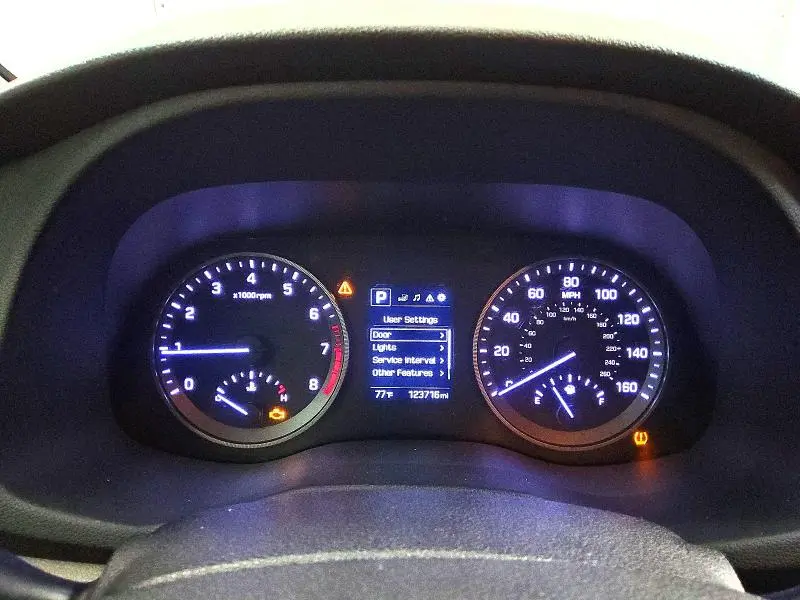2017 HYUNDAI TUCSON SE  