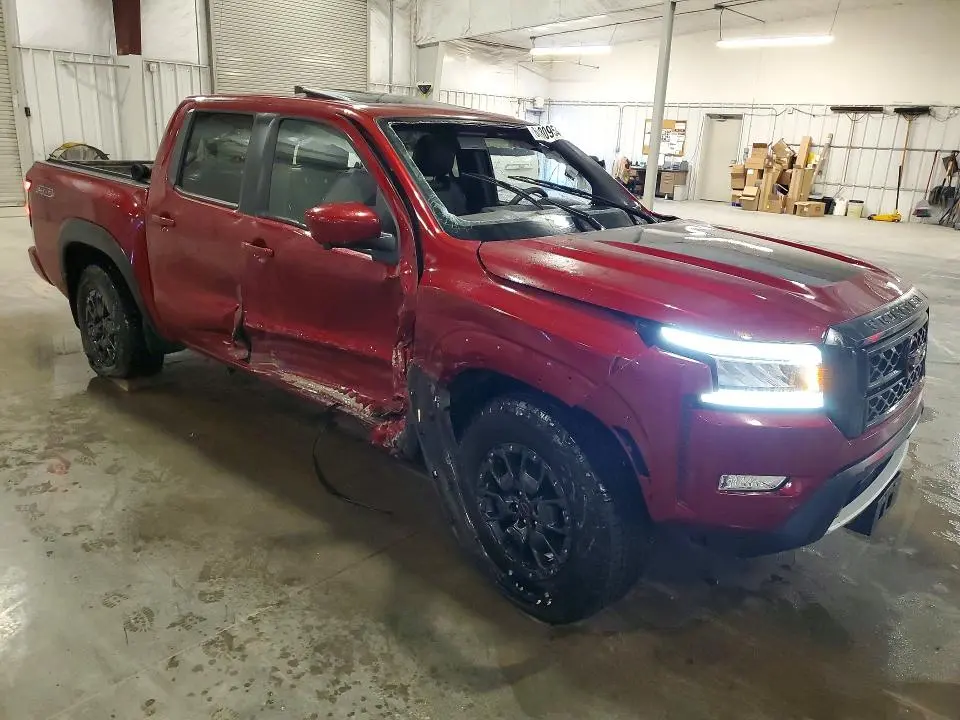 2024 NISSAN FRONTIER PRO-4X  