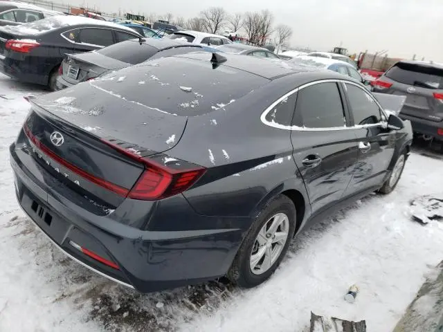 2022 HYUNDAI SONATA SE  