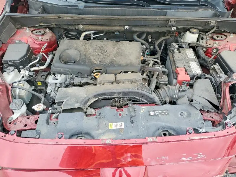 2021 TOYOTA RAV4 XLE  