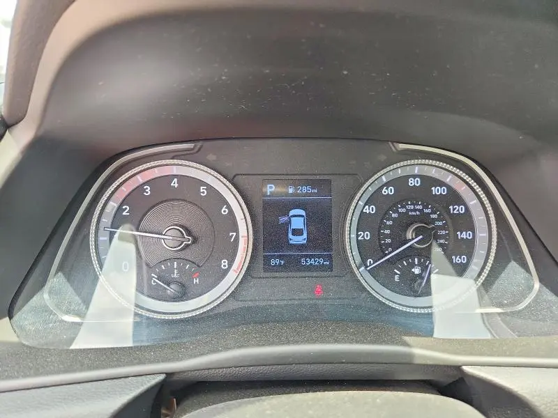 2023 HYUNDAI SONATA SE  