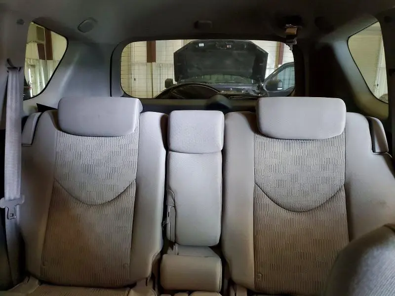 2011 TOYOTA RAV4 BASE  