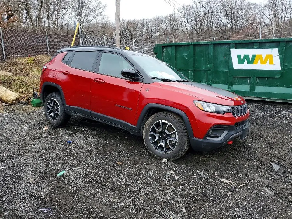2025 JEEP COMPASS TRAILHAWK  