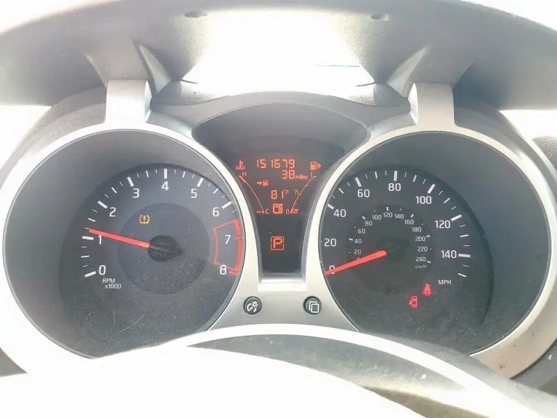 2015 NISSAN JUKE S  