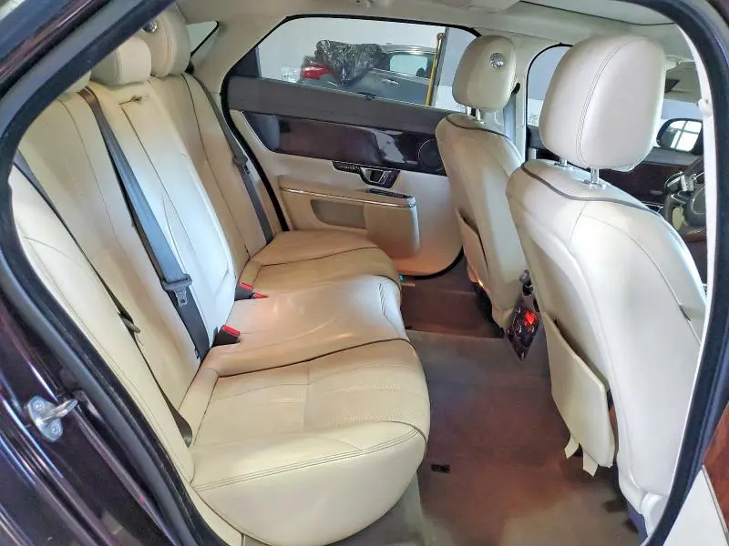 2014 JAGUAR XJL PORTFOLIO  