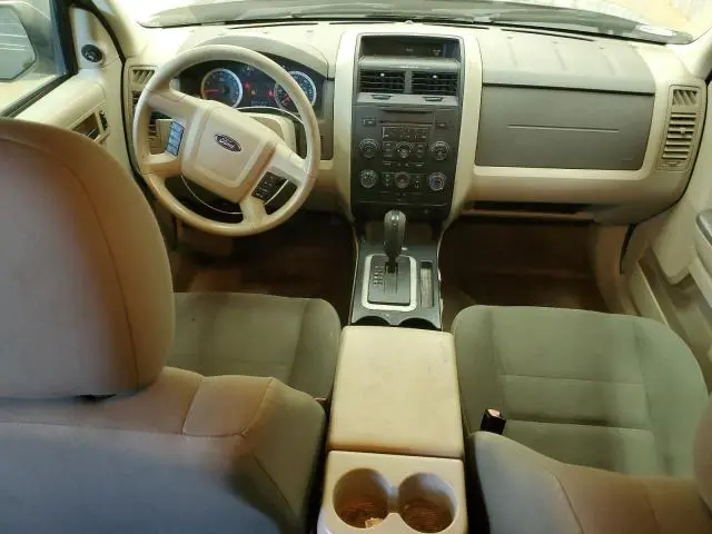 2011 FORD ESCAPE XLS  