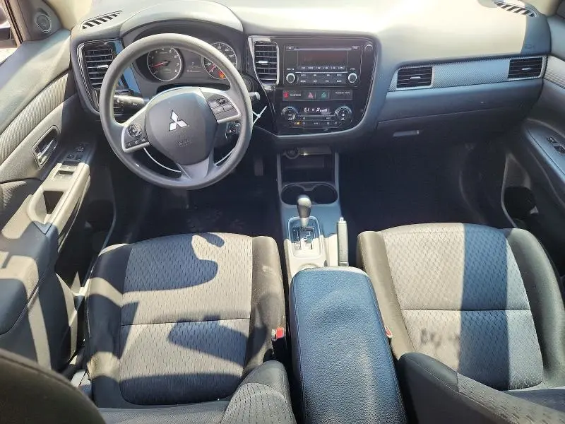 2014 MITSUBISHI OUTLANDER ES  