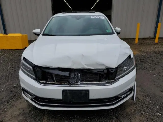 2017 VOLKSWAGEN PASSAT SEL PREMIUM  
