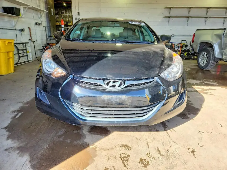 2012 HYUNDAI ELANTRA GLS  