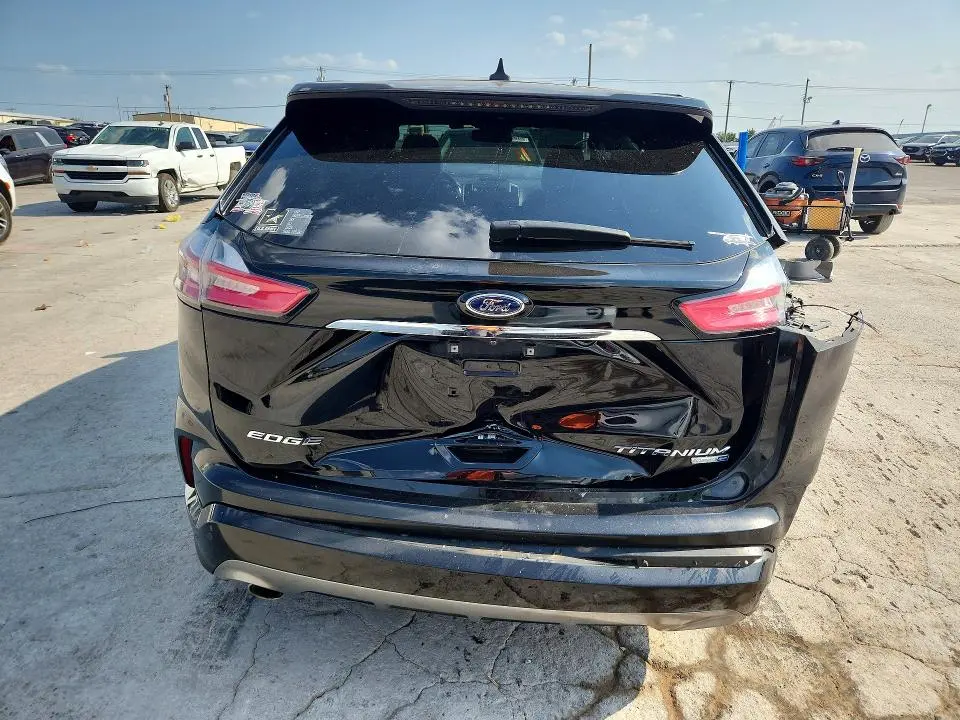 2020 FORD EDGE TITANIUM  