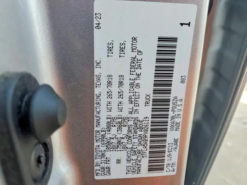 2023 TOYOTA TUNDRA SR5  