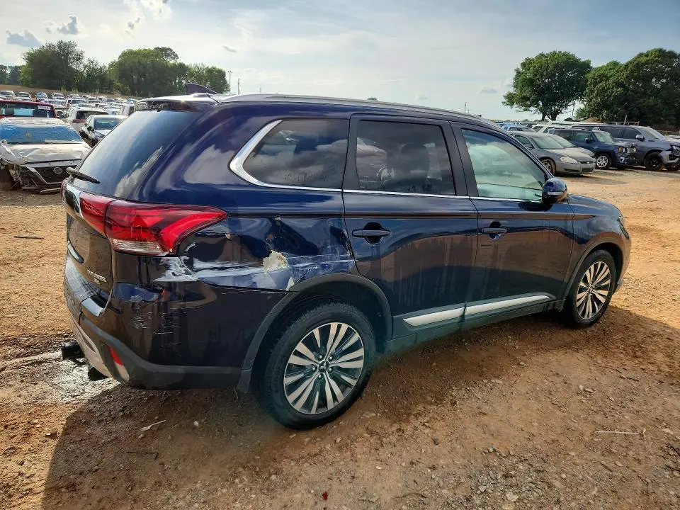 2019 MITSUBISHI OUTLANDER SE  