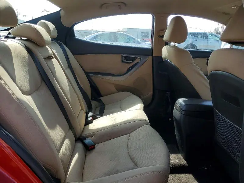 2011 HYUNDAI ELANTRA   