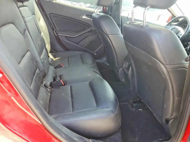 2015 MERCEDES-BENZ GLA 250 4MATIC  