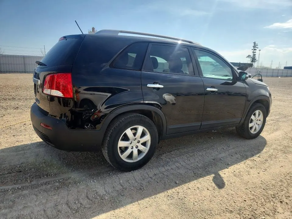 2012 KIA SORENTO LX  
