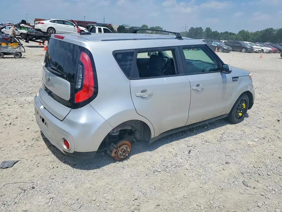 2017 KIA SOUL   