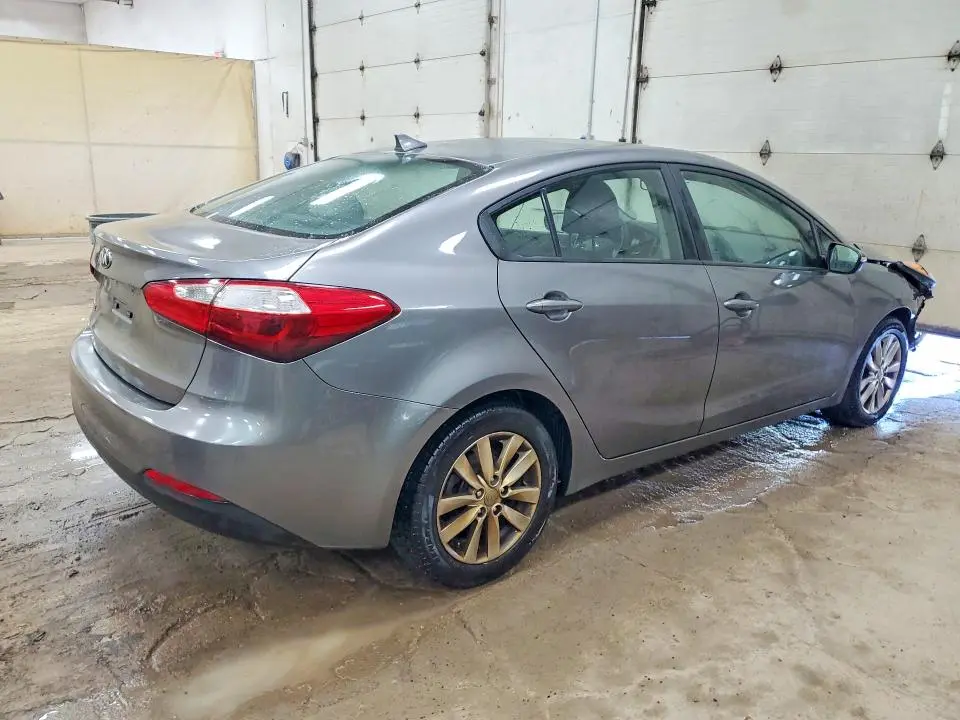 2016 KIA FORTE LX  